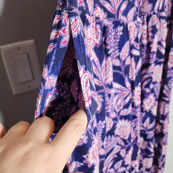 XiRENA Tierney Cotton Sleeveless Tiered Midi Dress Navy purple pink Sz M pockets - Picture 4 of 16